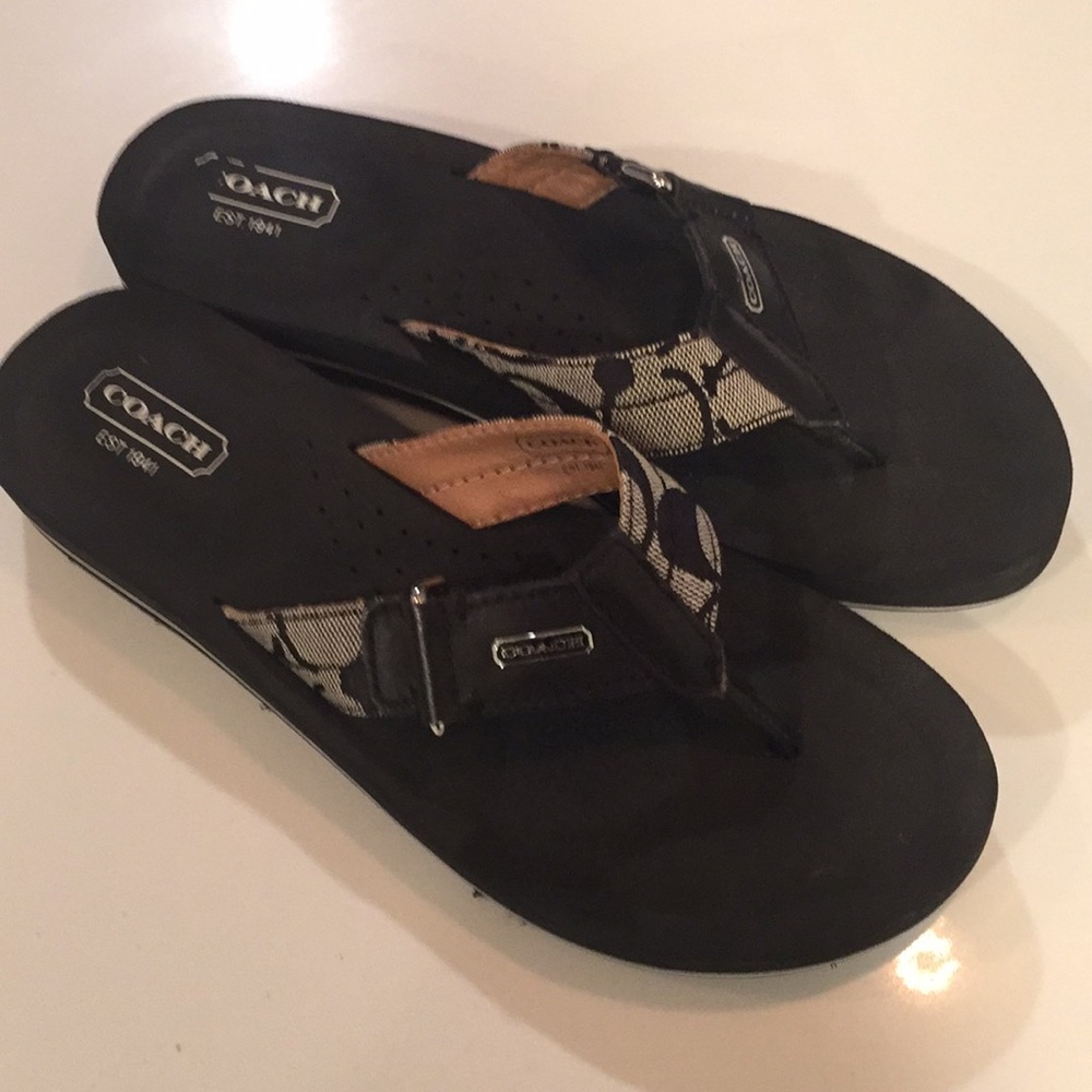 Coach flip flop